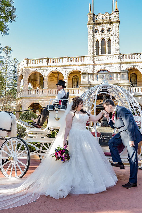 Navigating Bridal Fashion Trade Shows: A Retailer's Guide